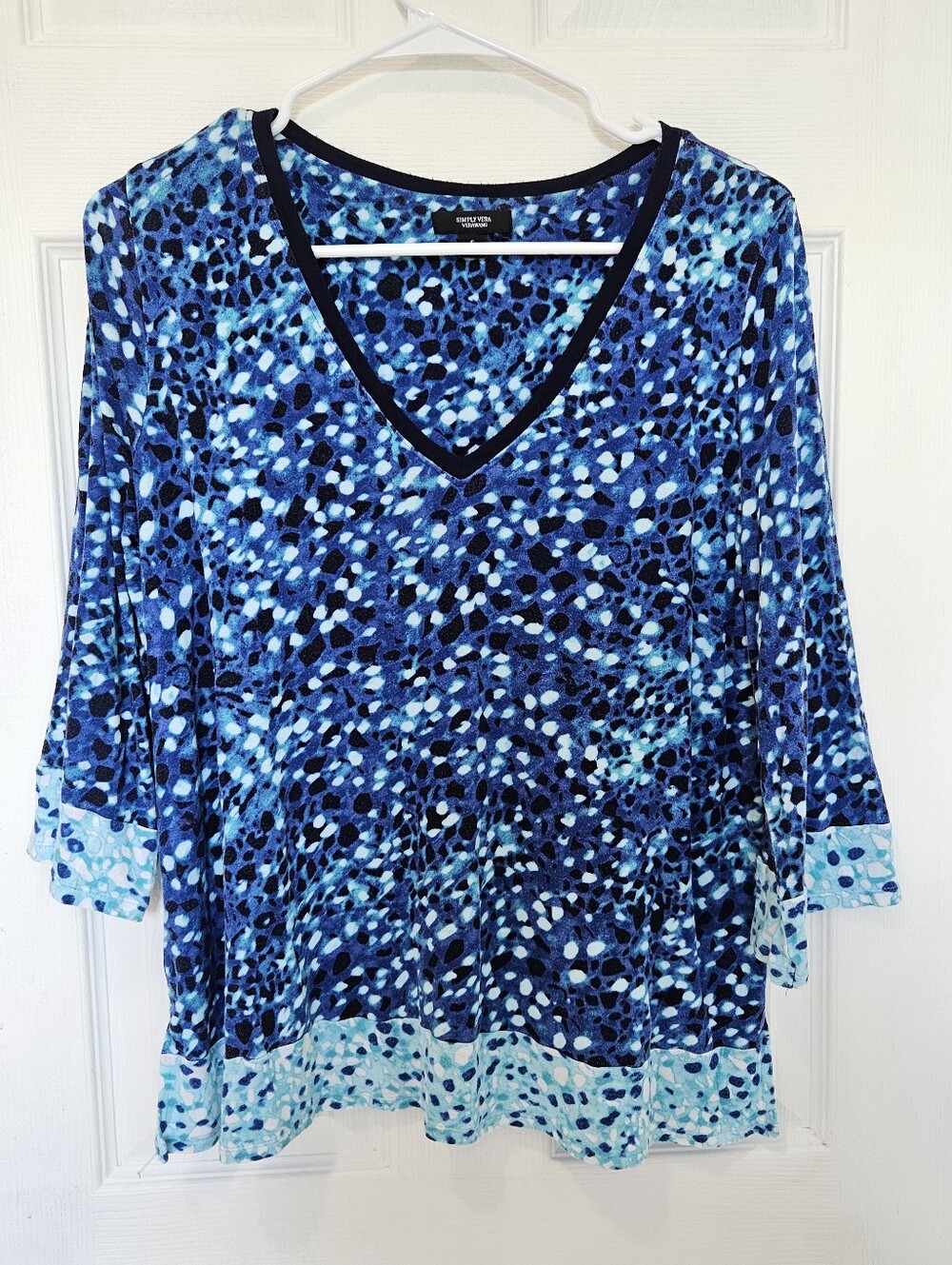 Simply Vera Vera Wang Blue & Light Blue V-Neck Printed Tunic